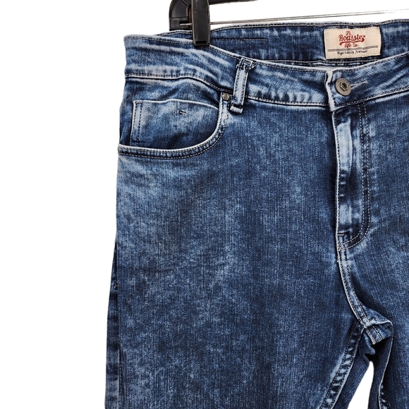 The Roadster Life Co. Men's Medium Blue Wash Mid Rise Slim Jeans - 36 - Picture 2 of 7